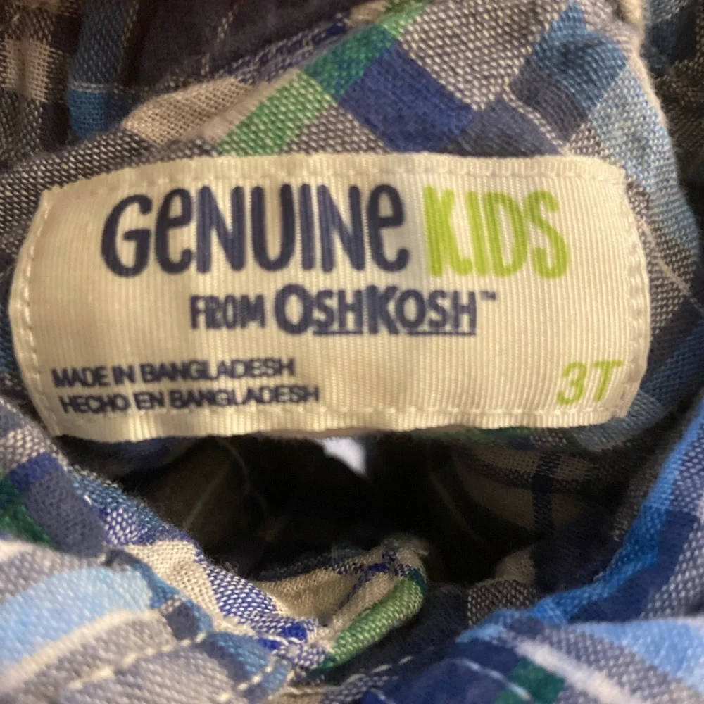 Boys size 3t lot 3 shirts 1 pants